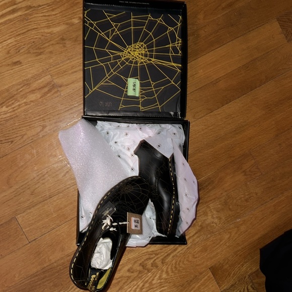 DR. MARTENS X YOHJI YAMAMOTO 1460 Remastered- sz. US 11M/12L - Picture 16 of 16